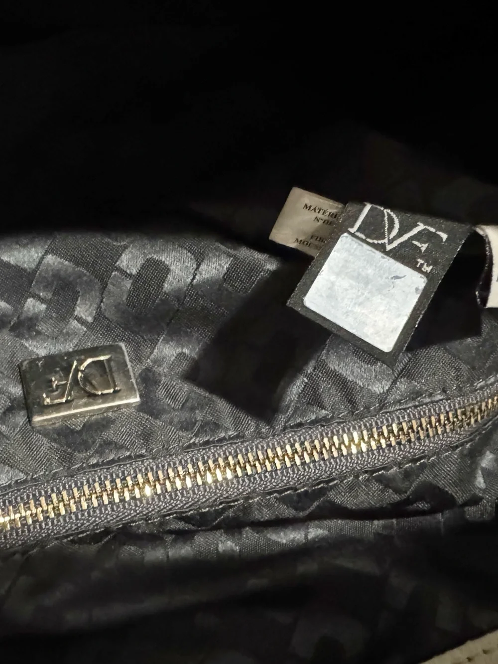 DVF 